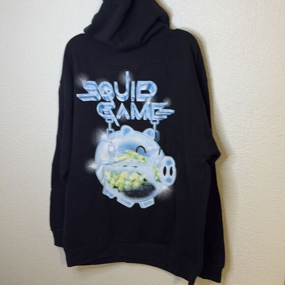NWT- Squid Games- Black HOODIE SWEATSHIRT- Blue Piggy Bank graphic- Mens XL - Picture 5 of 6